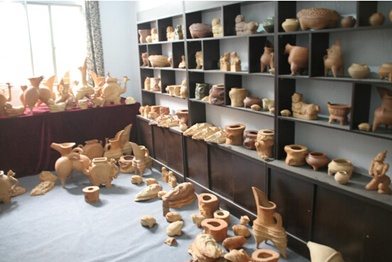 省级非物质文化遗产（伏里土陶）